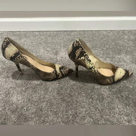 Spiegel Snakeskin Pumps Size 9 - Picture 3 of 6
